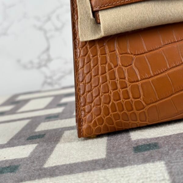 UK London Hermes Mini Kelly 19CM 37 Gold Matte Alligator Crocodile Gold Hardware