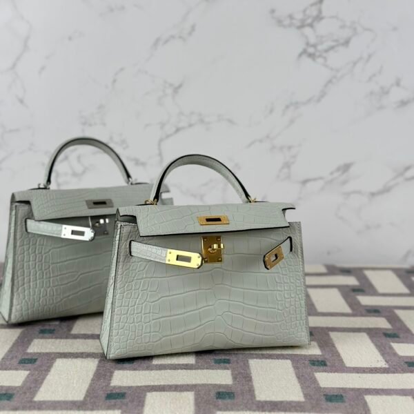 Hermes Bag Price Mini Kelly 19CM Matte Alligator Crocodile 0W Gris Neve Gold Hardware