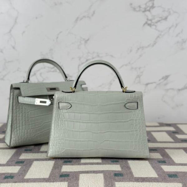 Hermes Bag Price Mini Kelly 19CM Matte Alligator Crocodile 0W Gris Neve Gold Hardware