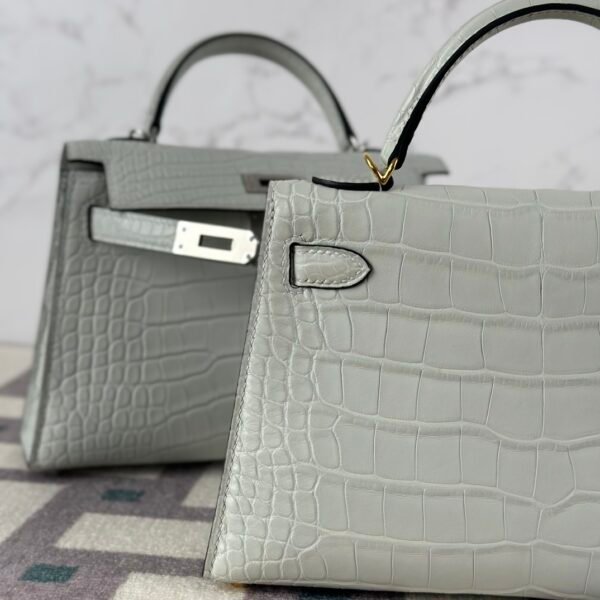 Hermes Bag Price Mini Kelly 19CM Matte Alligator Crocodile 0W Gris Neve Gold Hardware