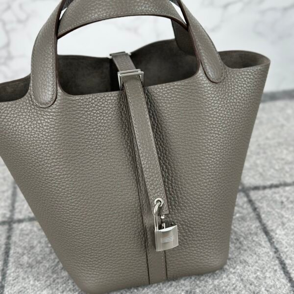 wsxc1723734964536_2 Hermes Bag Images Picotin 18CM 8F Etain Clemence Leather Silver Hardware