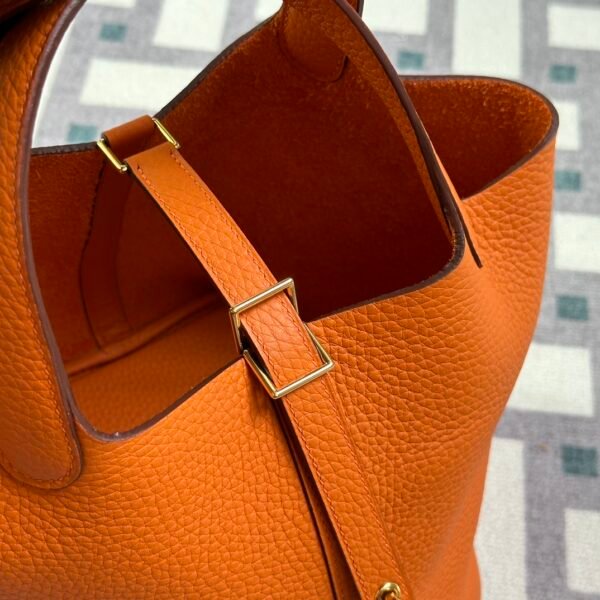 UK London Hermes Picotin 18CM CC93 Orange Clemence Leather Gold Hardware
