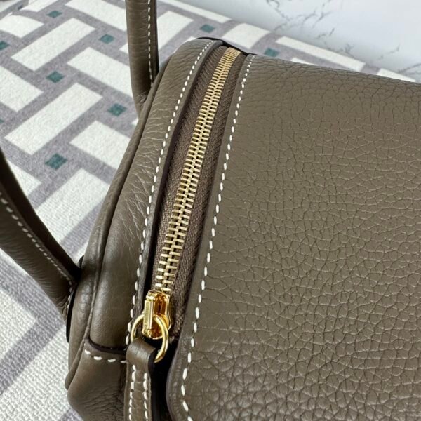 Canada Toronto Hermes Lindy 26CM Clemence Leather CC18 Etoupe Gold Hardware