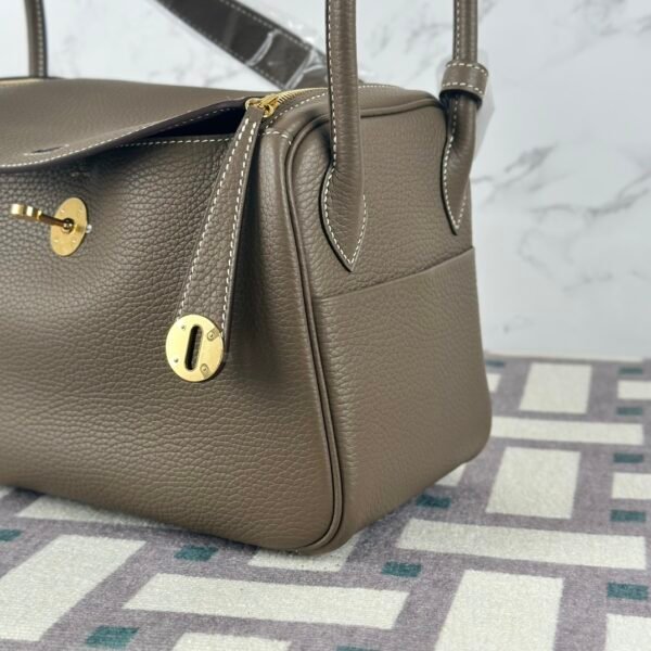 Canada Toronto Hermes Lindy 26CM Clemence Leather CC18 Etoupe Gold Hardware