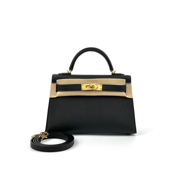 Saudi Arabia Riyadh Hermes Epsom Leather CC89 Noir Mini Kelly 19CM Gold Hardware