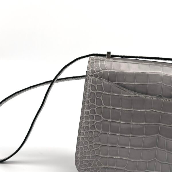 Taiwan Hermes Shiny Alligator Crocodile Constance 18CM CK81 Gris Tourterelle Silver Hardware