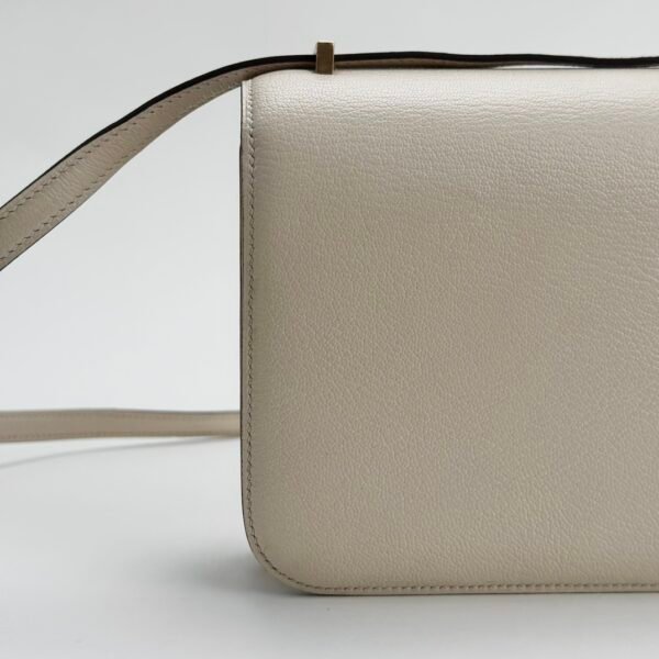 Russia Moscow Hermes Constance 18CM Chevre Leather I2 Nata Gold Hardware