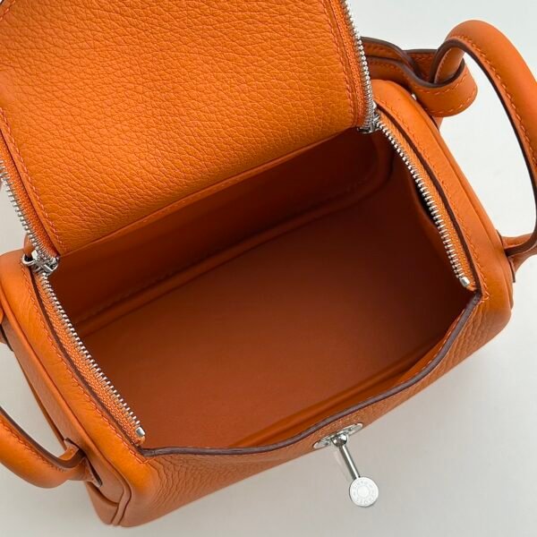 wsxc1728570069548_4 Hermes Bag Images Clemence Leather 9T Fue Orange Mini Lindy 19CM Silver Hardware