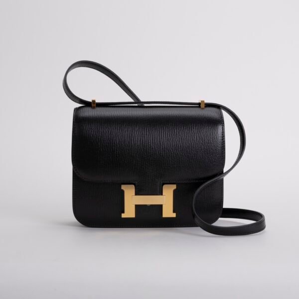 Women’s Shoulder Bag Constance 18CM Chevre Leather CC89 Noir Gold Hardware