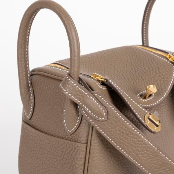 Women’s Shoulder Bag Clemence Leather Mini Lindy 19CM CC18 Etoupe Grey Gold Hardware