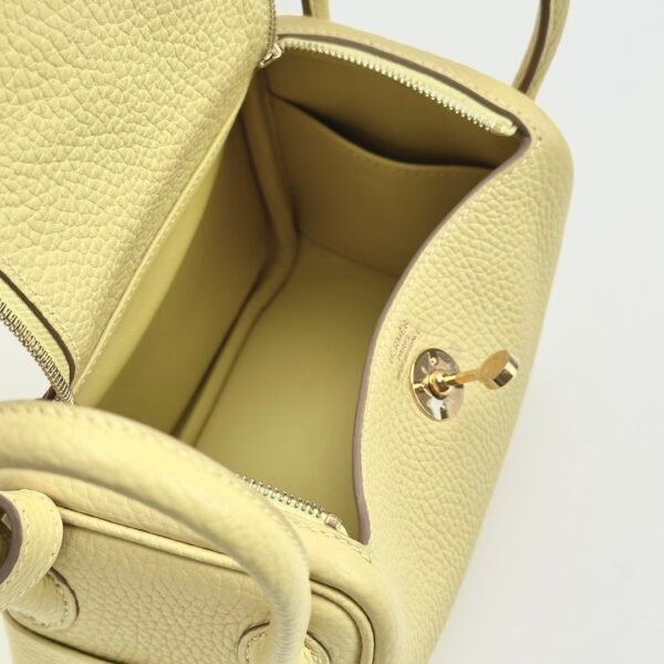 Hong Kong Mini Lindy 19CM Clemence Leather 1Z Jaune Poussin Gold Hardware