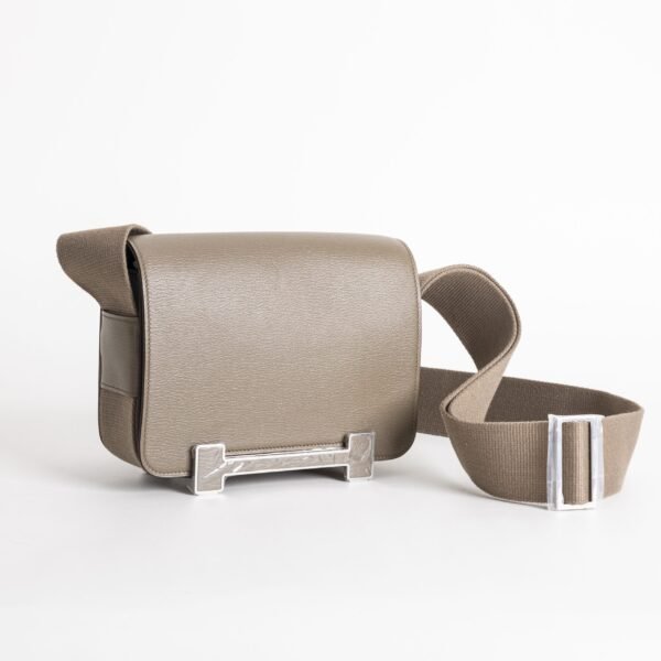 Women’s Shoulder Bag Geta 20CM Chevre Leather CK18 Etoupe Silver Hardware