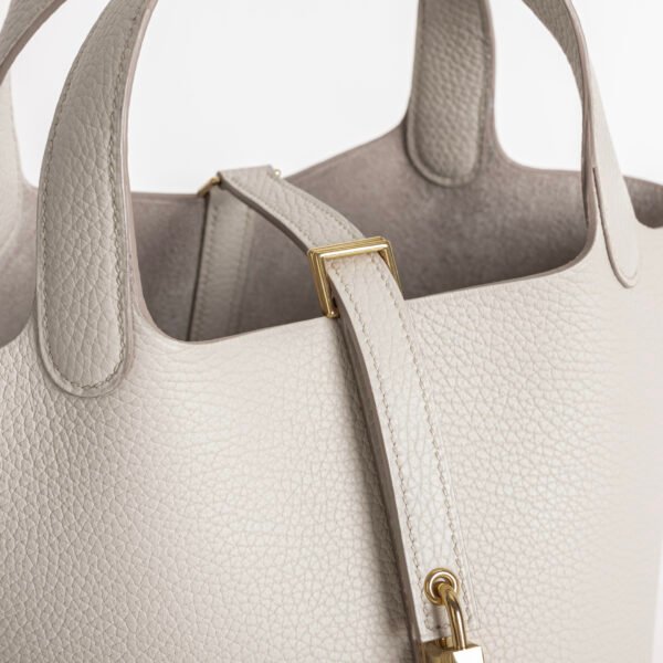 Canada Toroto Picotin Lock 18CM Clemence Leather 8L Beton Gold Hardware