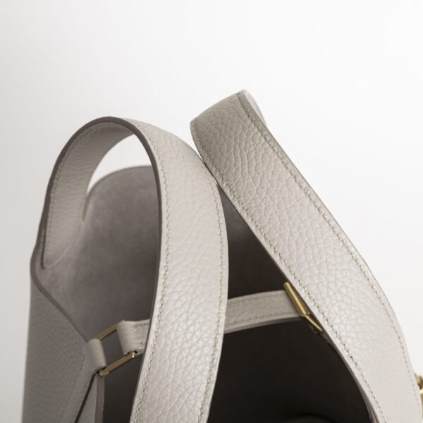 Canada Toroto Picotin Lock 18CM Clemence Leather 8L Beton Gold Hardware