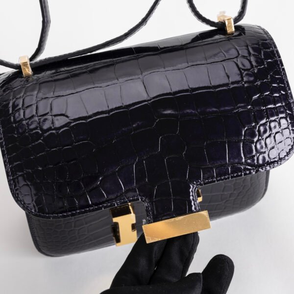 Hermes Shoulder Bag Shiny Alligator Crocodile Constance 18CM Blue Indigo Gold Hardware