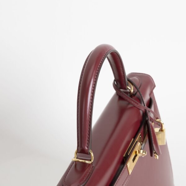 Hermes Kelly Sellier 28CM Box Leather CC55 Rouge H Gold Hardware