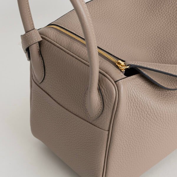 Hermes Shoulder Bag S2 Gris Trench Clemence Leather Lindy 26CM Gold Hardware