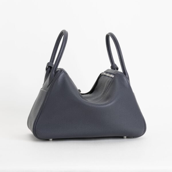 UK London Hermes Clemence Leather Lindy 30CM 2Z Blue Nuit Silver Hardware