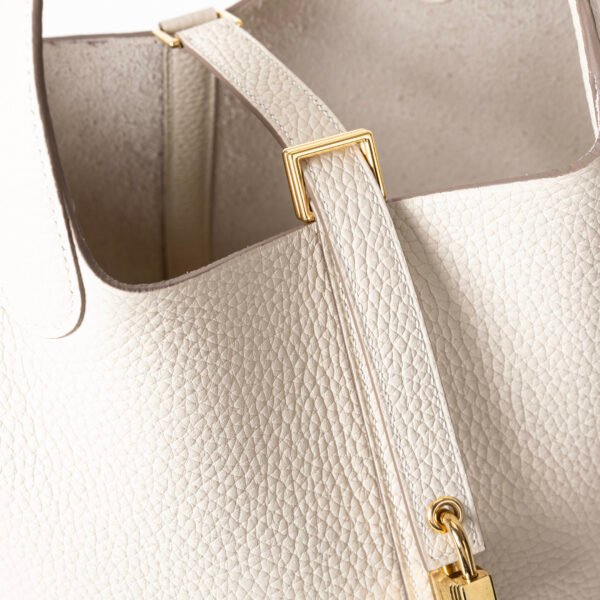 USA New York Hermes CC10 Craie Clemence Leather Picotin 18CM Gold Hardware