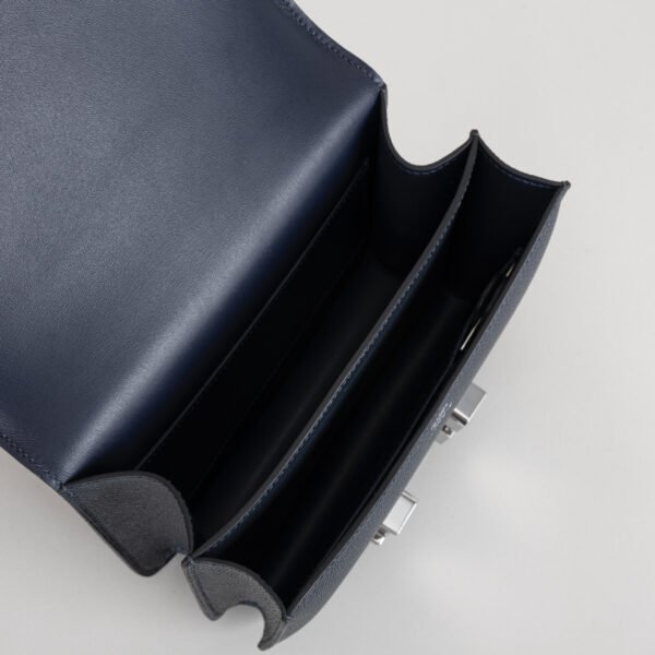 Hermes Shoulder Bag 2Z Blue Nuit Epsom Leather Constance 18CM Silver Hardware