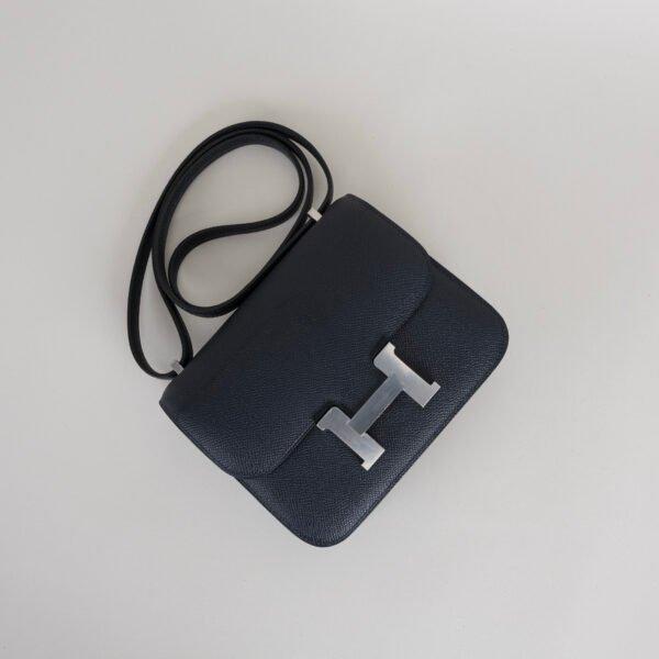 Hermes Shoulder Bag 2Z Blue Nuit Epsom Leather Constance 18CM Silver Hardware