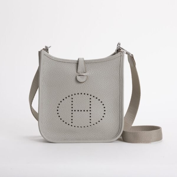 UAE Dubai Hermes Mini Evelyne 18CM Clemence Leather 8L Beton Silver Hardware