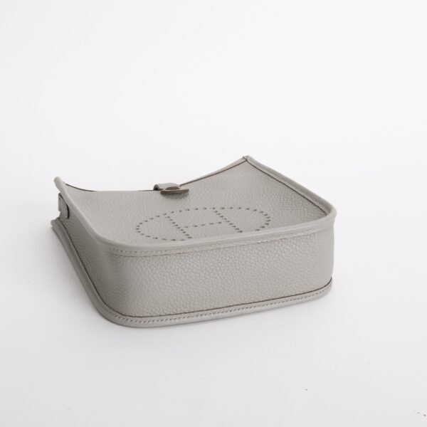UAE Dubai Hermes Mini Evelyne 18CM Clemence Leather 8L Beton Silver Hardware