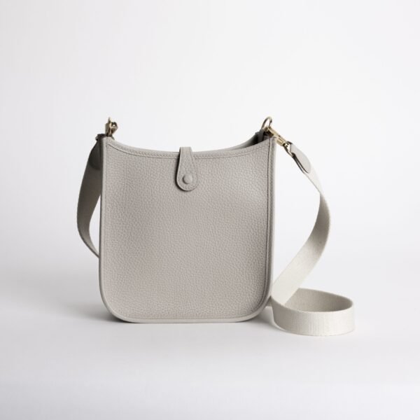 Stock Hermes 8L Beton Clemence Leather Mini Evelyne 18CM Gold Hardware