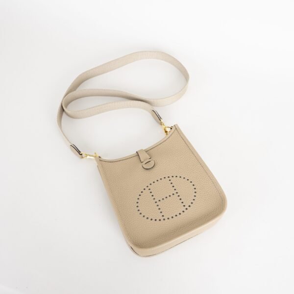 wsxc1747148339048_2-scaled-1 Australia Sydney Hermes Mini Evelyne 18CM Clemence Leather S2 Gris Trench Gold Hardware