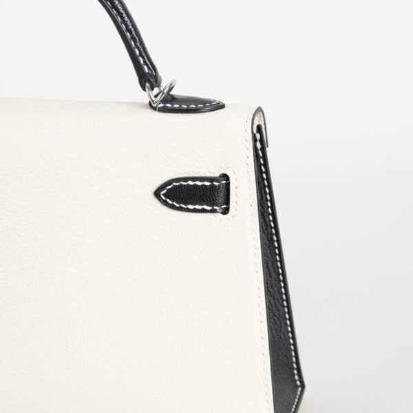 Hermes Evening Bag Mini Kelly 19CM Epsom Leather CK10 Craie / CK89 Noir Silver Hardware