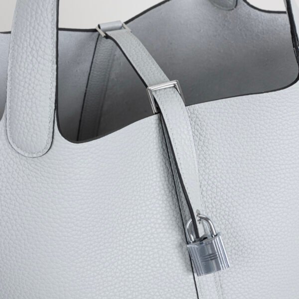 Women’s Tote Bag Picotin 22CM Clemence Leather 08 Blue Pale Silver Hardware