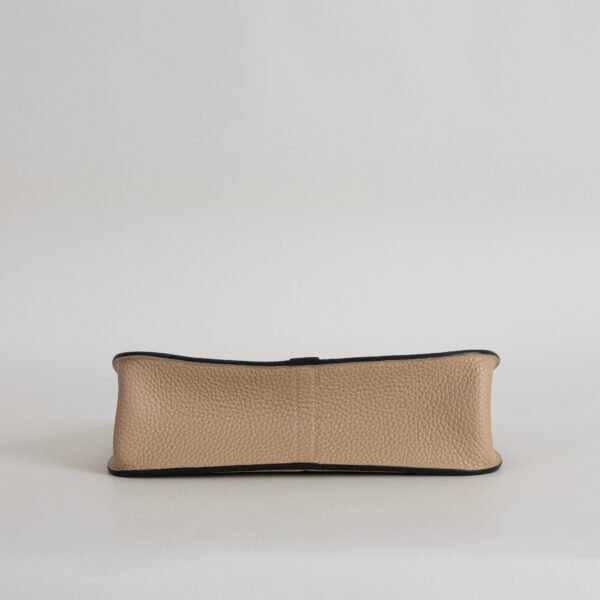 wsxc1755878346343_5 UAE Dubai S2 Gris Trench Clemence Leather Halzan 25CM Gold Hardware