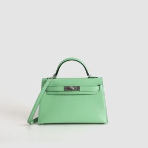 Women’s Clutch Bag 0Z Vert Comics Chevre Leather Mini Kelly 19CM Silver Hardware