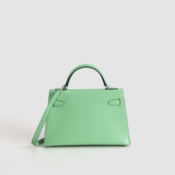 Women’s Clutch Bag 0Z Vert Comics Chevre Leather Mini Kelly 19CM Silver Hardware