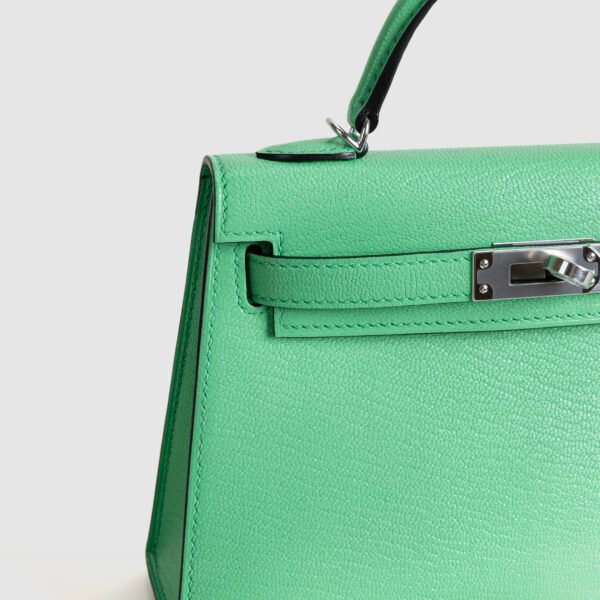 Women’s Clutch Bag 0Z Vert Comics Chevre Leather Mini Kelly 19CM Silver Hardware