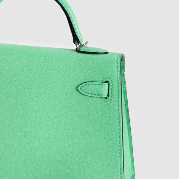 Women’s Clutch Bag 0Z Vert Comics Chevre Leather Mini Kelly 19CM Silver Hardware