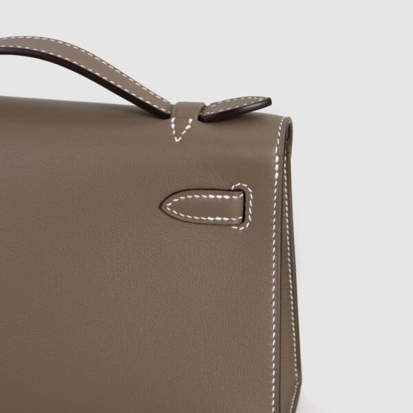Hermes Clutch Bag CC18 Etoupe Swift Leather Kelly Pochette 22CM Gold Hardware